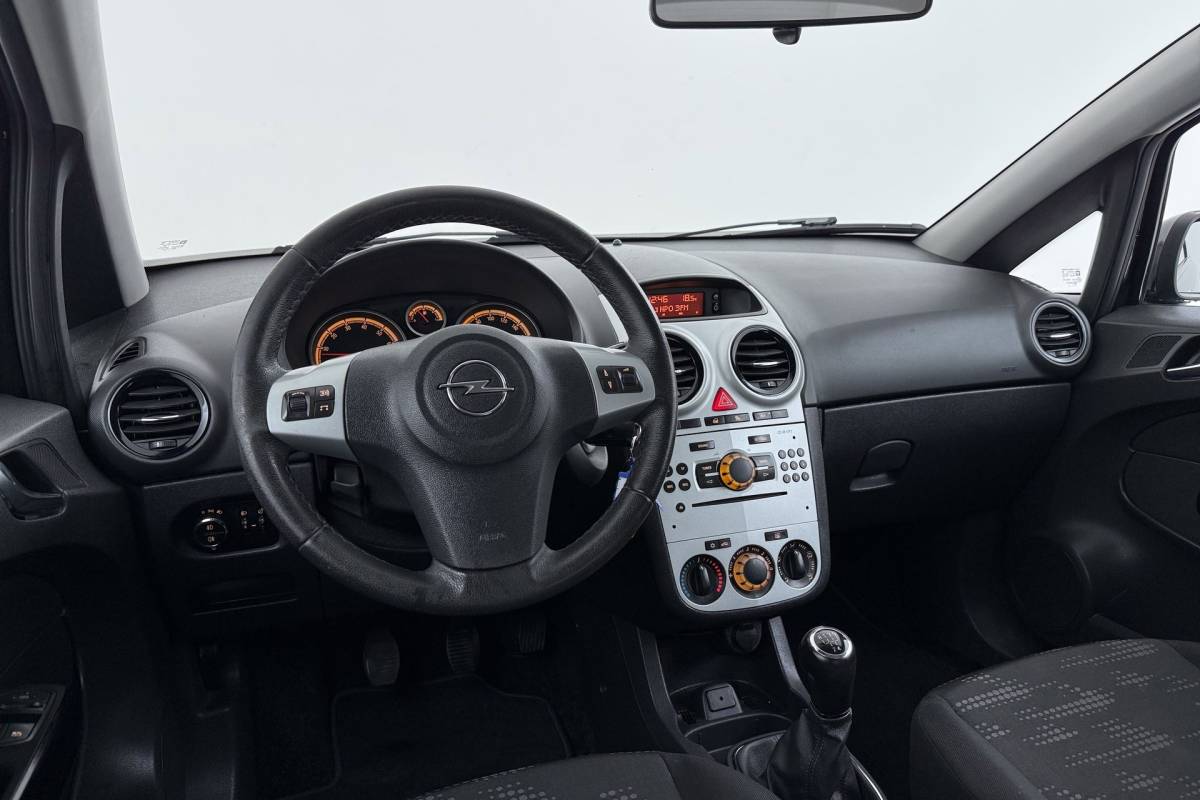 Opel Corsa Opel Corsa 1.2-16V Berlin | Org NL | 85.000 KM!! | Airco |