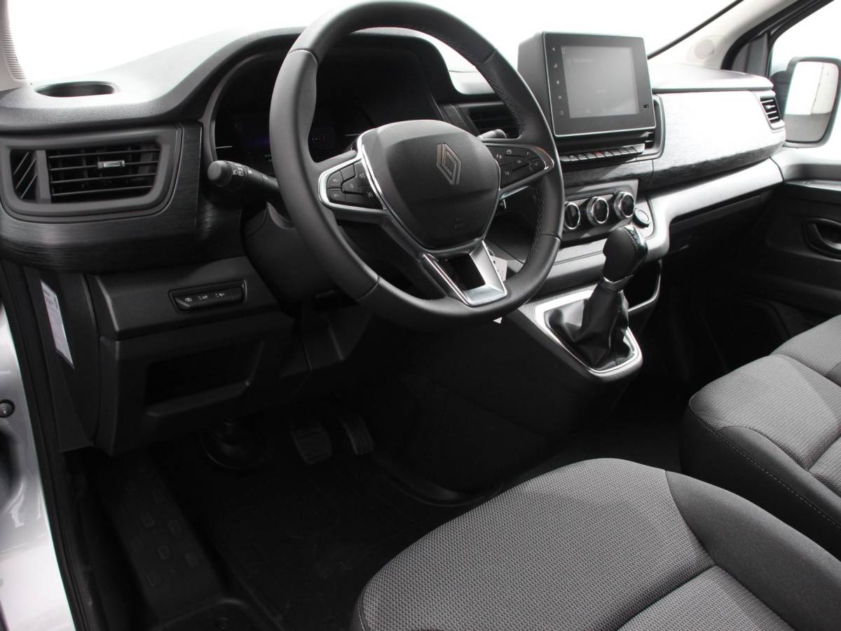 Renault Trafic Renault Trafic 2.0 Blue dCi 150 T30 L2H1 Advance Automaat Navigatie bluetooth DAB Camera Airco Trekhaak Lichtmetalen velgen