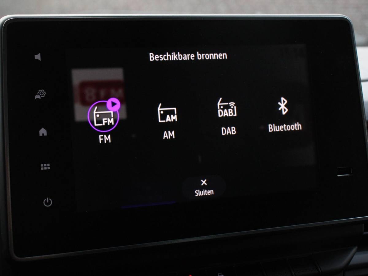 Renault Trafic Renault Trafic 2.0 Blue dCi 150 T30 L2H1 Advance Automaat Navigatie bluetooth DAB Camera Airco Trekhaak Lichtmetalen velgen