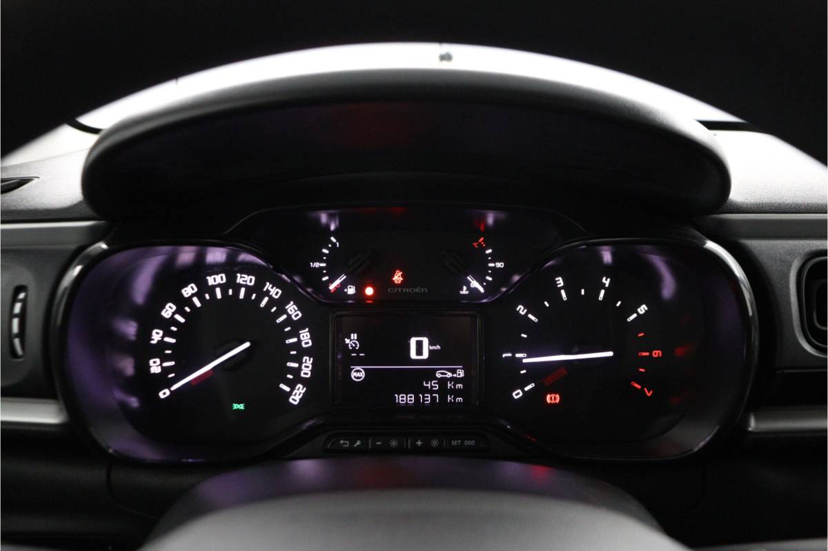 Citroën C3 Citroën C3 1.2 PureTech Feel, Orig.NL – 100% Onderhouden | Navi | Apple Car Play | Cruise | Airco – RIJKLAAR + BOVAG GARANTIE