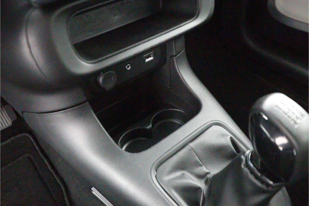 Citroën C3 Citroën C3 1.2 PureTech Feel, Orig.NL – 100% Onderhouden | Navi | Apple Car Play | Cruise | Airco – RIJKLAAR + BOVAG GARANTIE