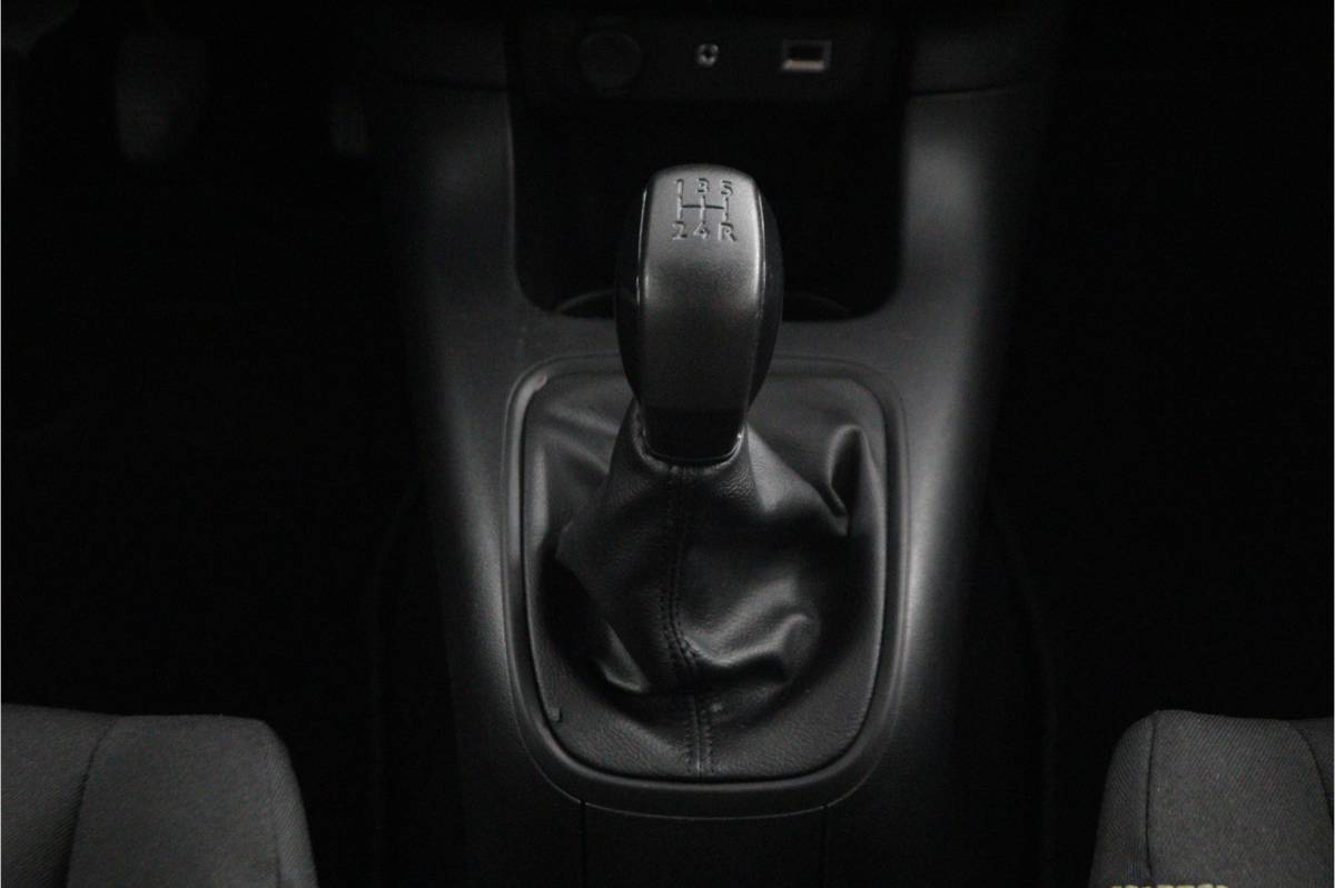 Citroën C3 Citroën C3 1.2 PureTech Feel, Orig.NL – 100% Onderhouden | Navi | Apple Car Play | Cruise | Airco – RIJKLAAR + BOVAG GARANTIE