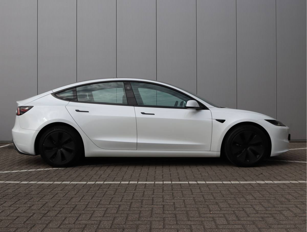 Tesla Model 3 Tesla Model 3 Premium Long Range Highland | Premium Audio | Org. NL