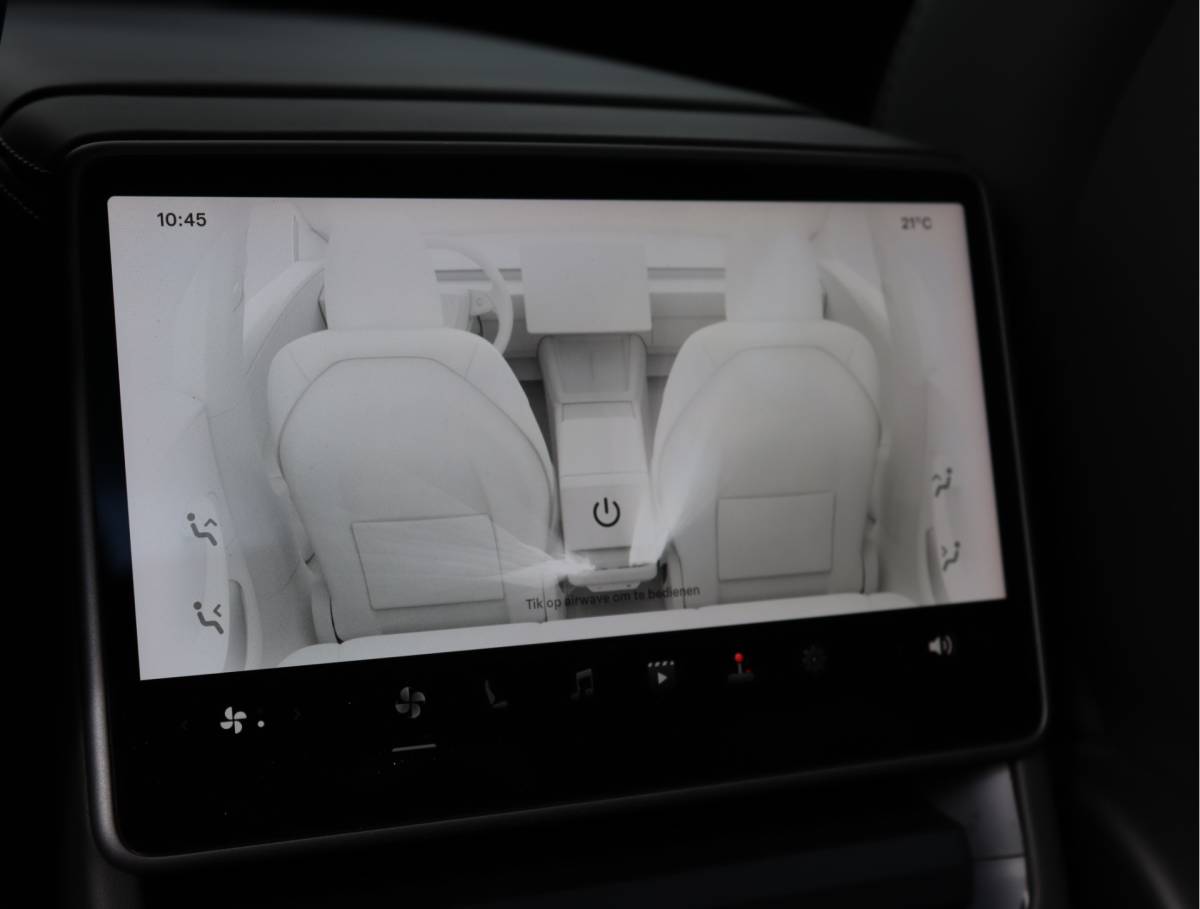 Tesla Model 3 Tesla Model 3 Premium Long Range Highland | Premium Audio | Org. NL