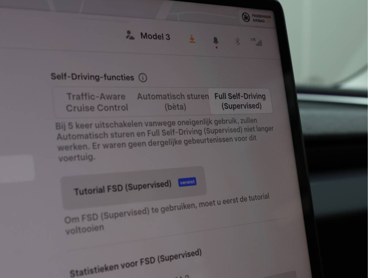 Tesla Model 3 Tesla Model 3 Premium Long Range Highland | Premium Audio | Org. NL