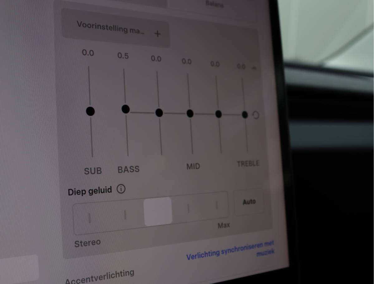 Tesla Model 3 Tesla Model 3 Premium Long Range Highland | Premium Audio | Org. NL