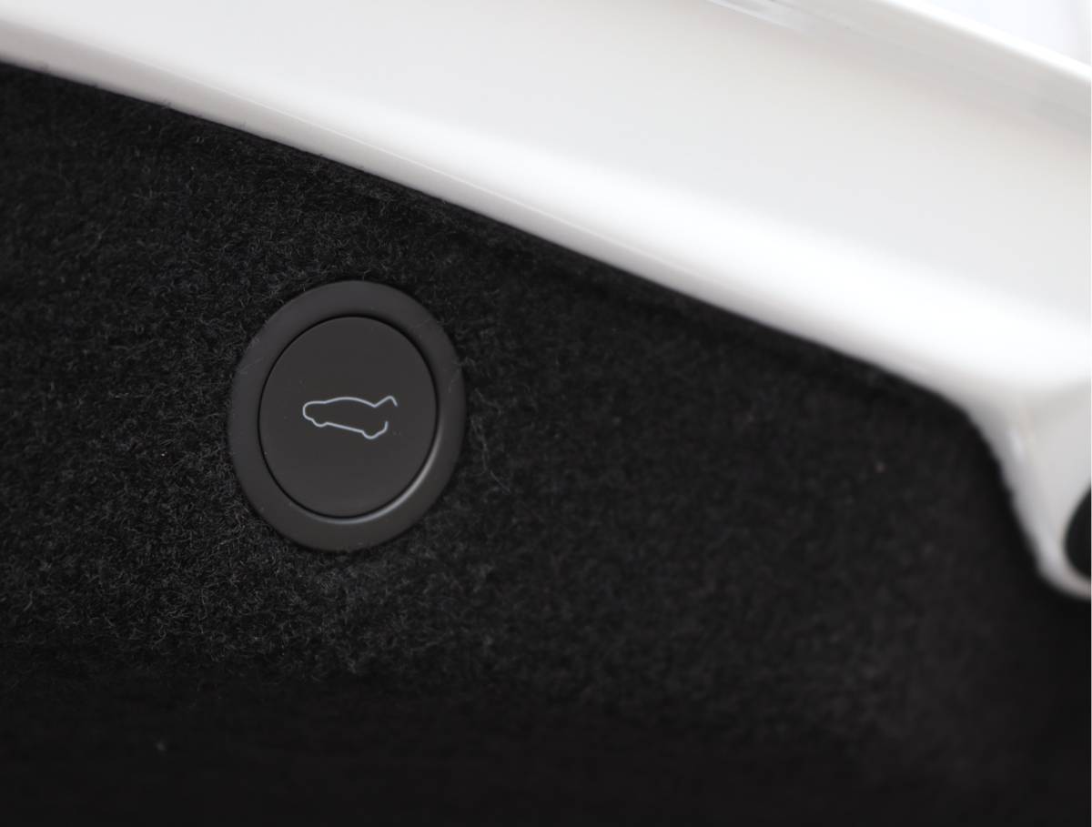 Tesla Model 3 Tesla Model 3 Premium Long Range Highland | Premium Audio | Org. NL
