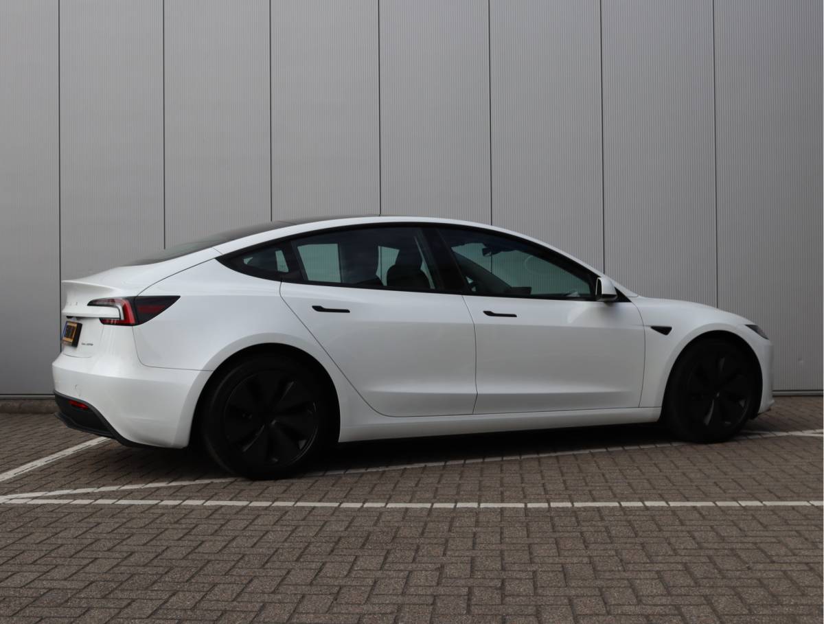 Tesla Model 3 Tesla Model 3 Premium Long Range Highland | Premium Audio | Org. NL