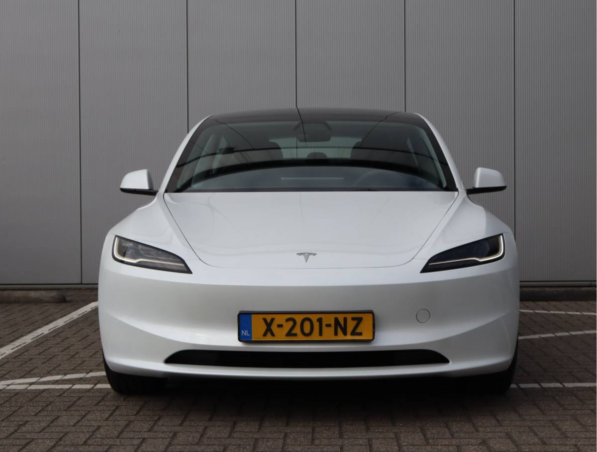 Tesla Model 3 Tesla Model 3 Premium Long Range Highland | Premium Audio | Org. NL