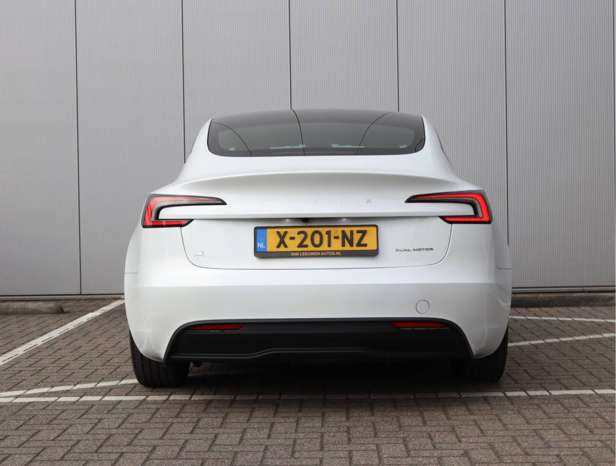 Tesla Model 3 Tesla Model 3 Premium Long Range Highland | Premium Audio | Org. NL