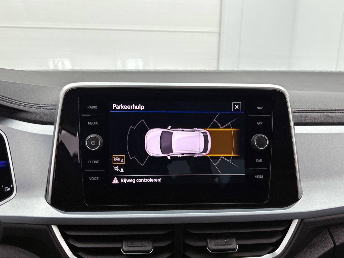 Volkswagen T-Roc Volkswagen T-Roc 1.0 TSI GOAL CLIMA | FULL-LED | VIRTUAL | PRIVACY-GLASS