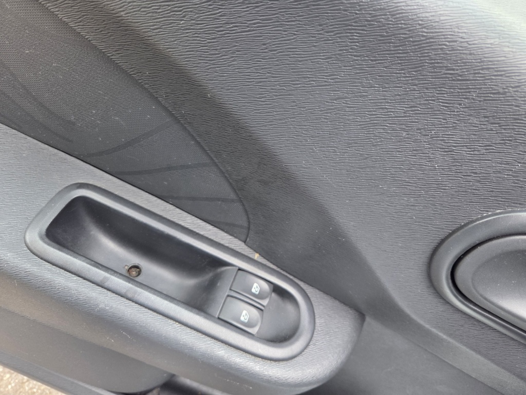 Renault Twingo Renault Twingo 1.2 16V Parisienne, lage km stand/ nw distributie