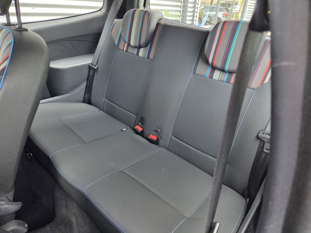 Renault Twingo Renault Twingo 1.2 16V Parisienne, lage km stand/ nw distributie