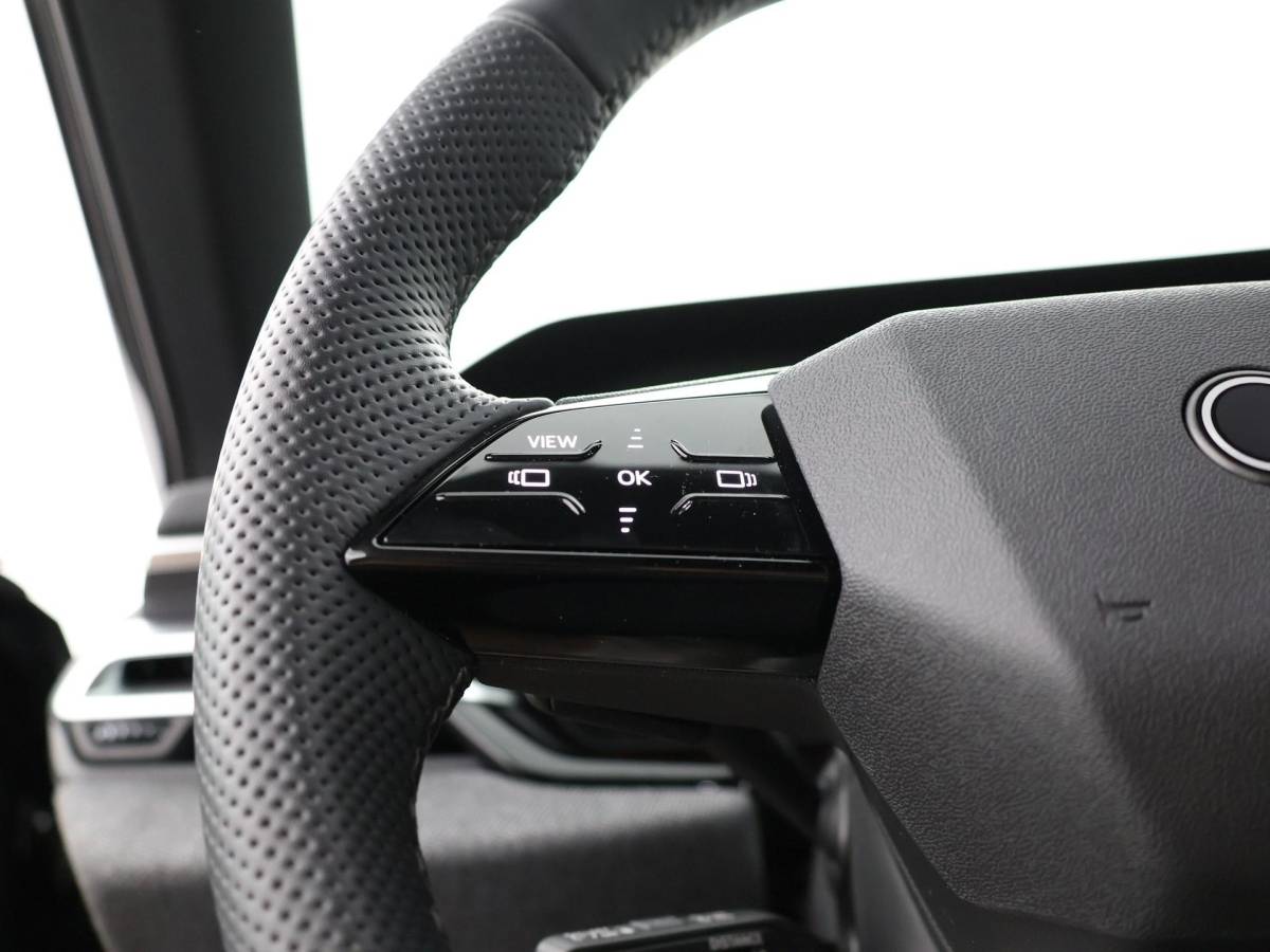 Audi A5 Audi A5 Avant 2.0 e-hybrid Quattro 299pk S-Tronic S Edition  · 360 Camera · Inklap. Trekhaak · Bijrijdersscherm · Side Assist · Keyless · Matrix LED · Garantie t/m 05-08-2029 of 100.000km