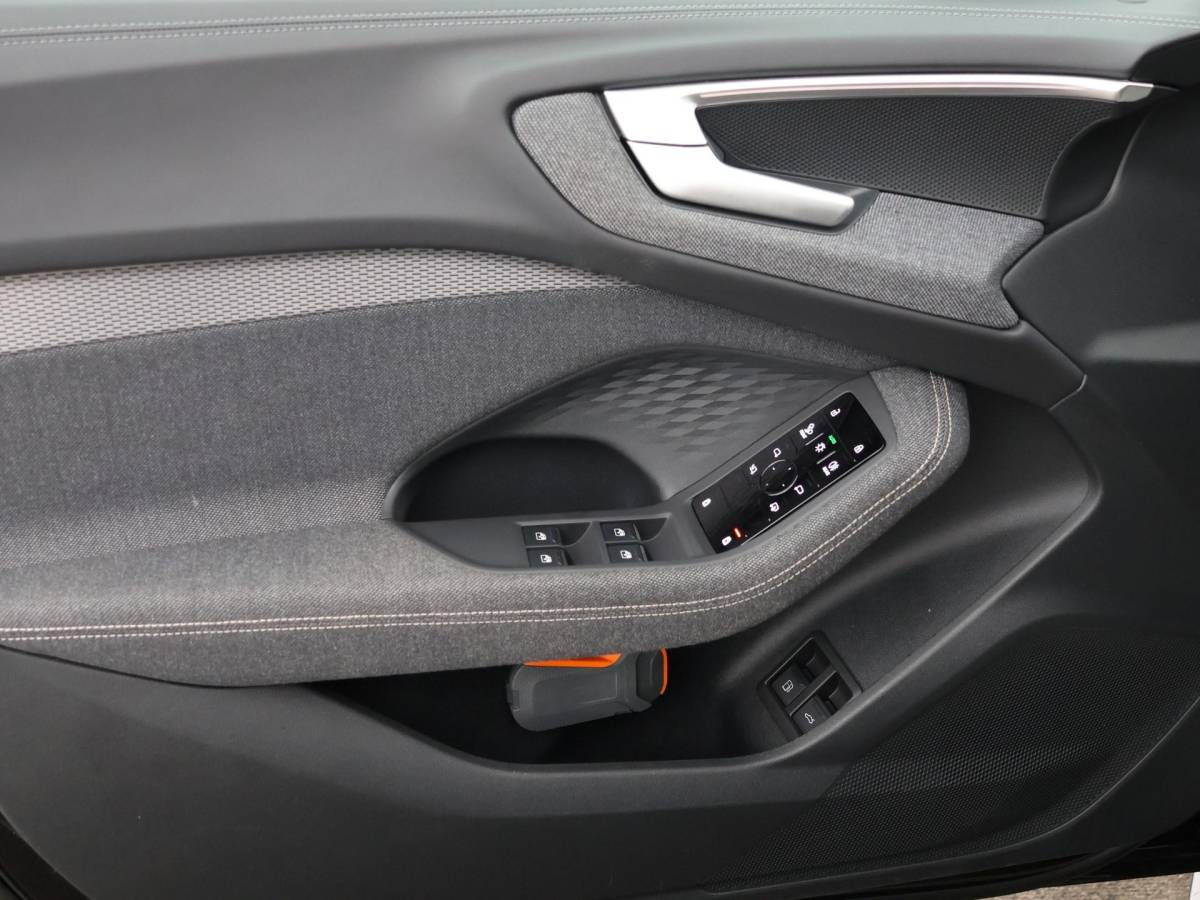 Audi A5 Audi A5 Avant 2.0 e-hybrid Quattro 299pk S-Tronic S Edition  · 360 Camera · Inklap. Trekhaak · Bijrijdersscherm · Side Assist · Keyless · Matrix LED · Garantie t/m 05-08-2029 of 100.000km