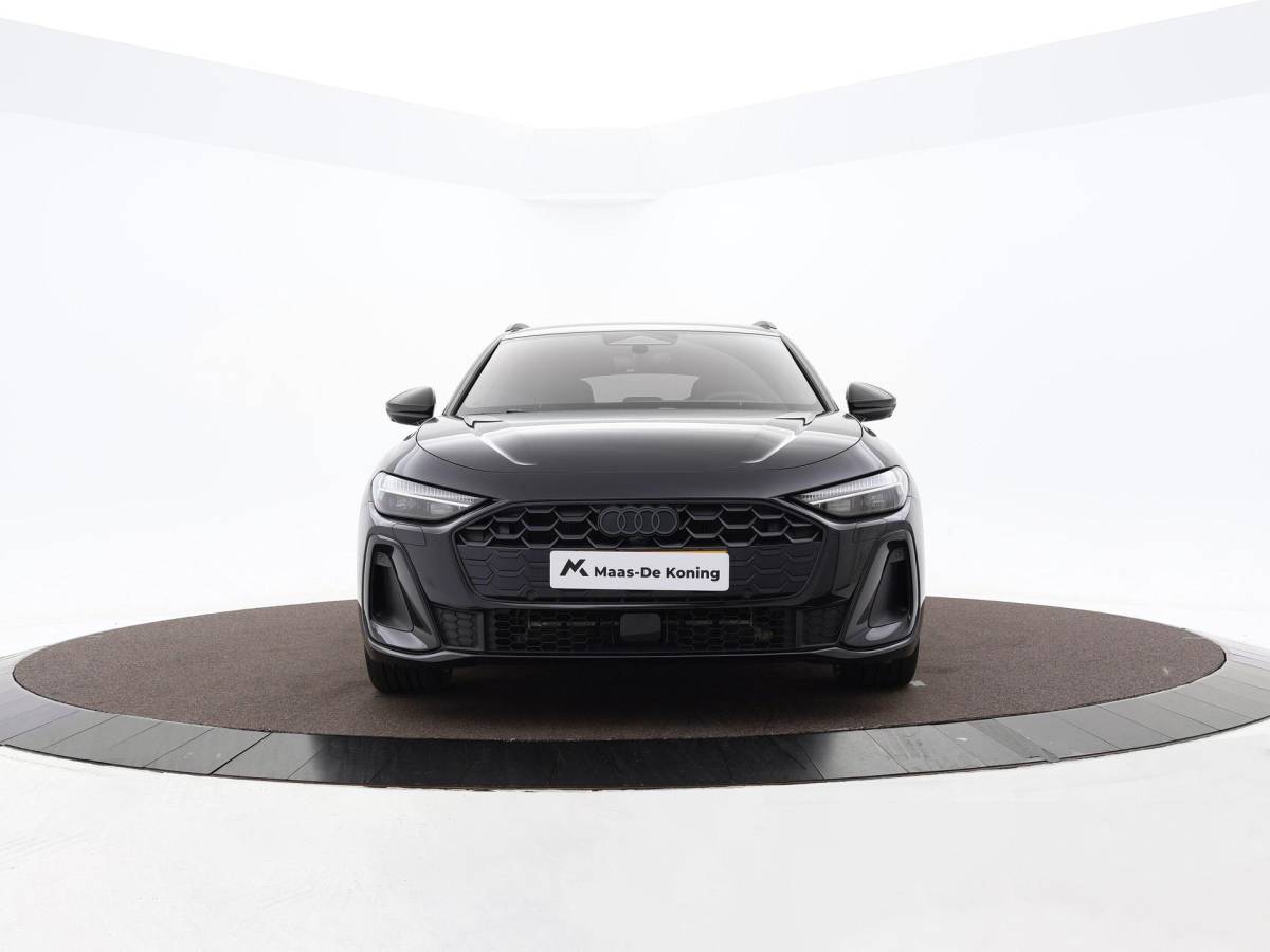 Audi A5 Audi A5 Avant 2.0 e-hybrid Quattro 299pk S-Tronic S Edition  · 360 Camera · Inklap. Trekhaak · Bijrijdersscherm · Side Assist · Keyless · Matrix LED · Garantie t/m 05-08-2029 of 100.000km