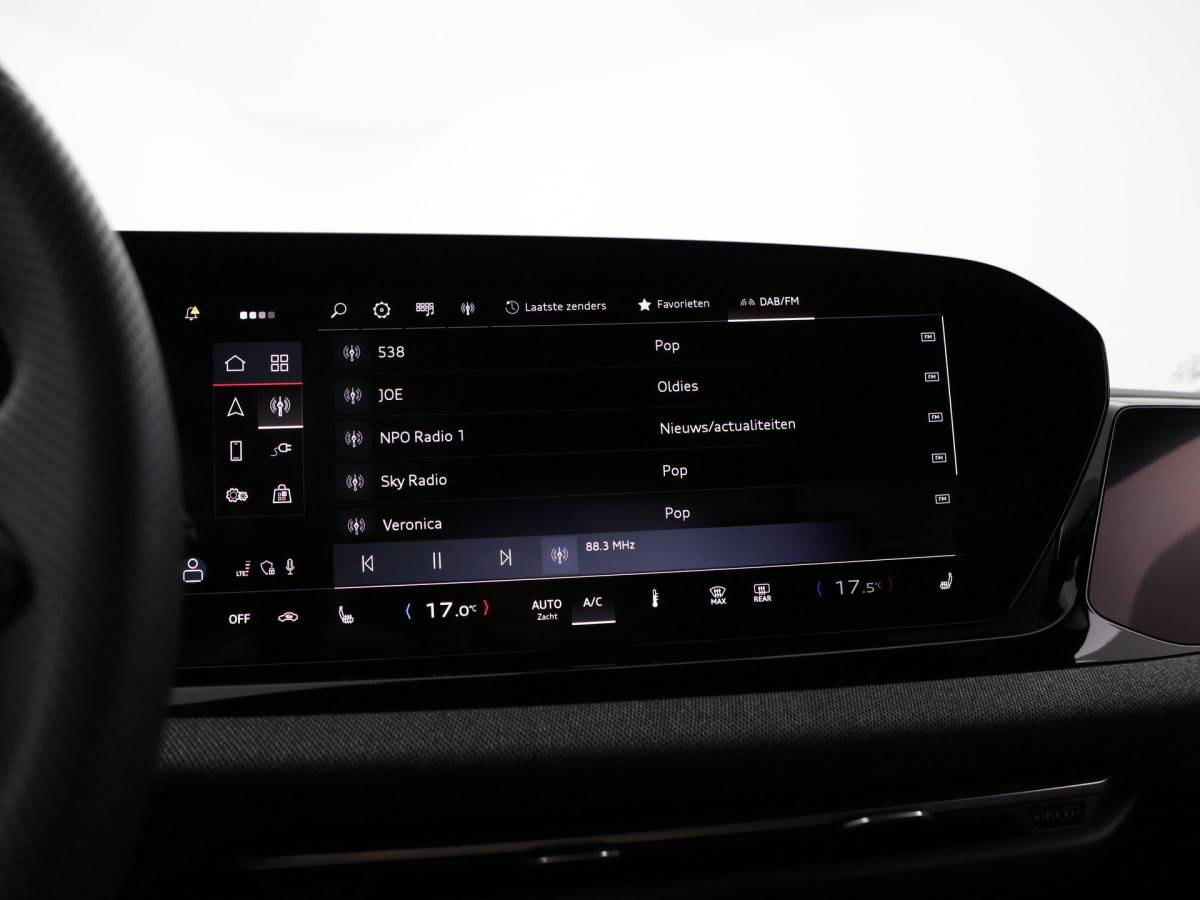Audi A5 Audi A5 Avant 2.0 e-hybrid Quattro 299pk S-Tronic S Edition  · 360 Camera · Inklap. Trekhaak · Bijrijdersscherm · Side Assist · Keyless · Matrix LED · Garantie t/m 05-08-2029 of 100.000km