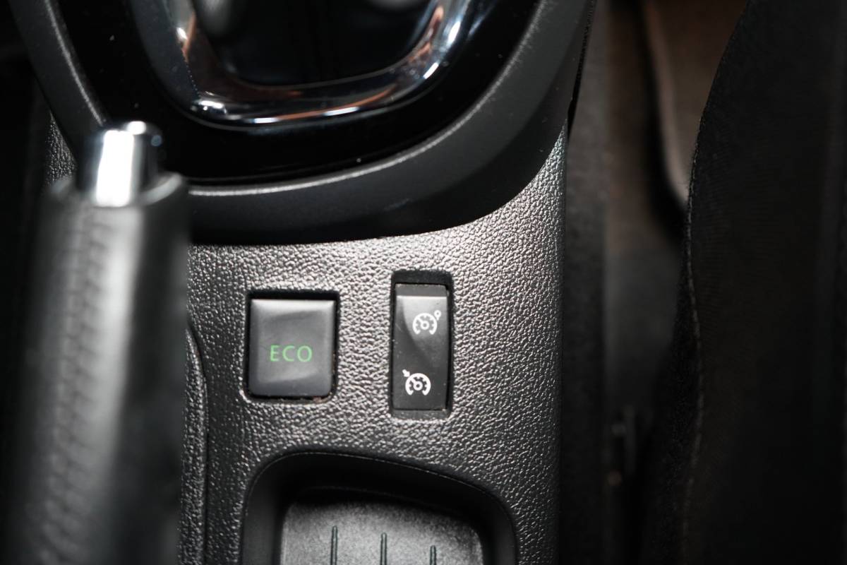 Renault Captur Renault Captur 1.2 TCe Dynamique | ACHTERUITRIJC. | TREKHAAK | CRUISE | AIRCO | PDC | NAVI | START/STOP | NAP | APK