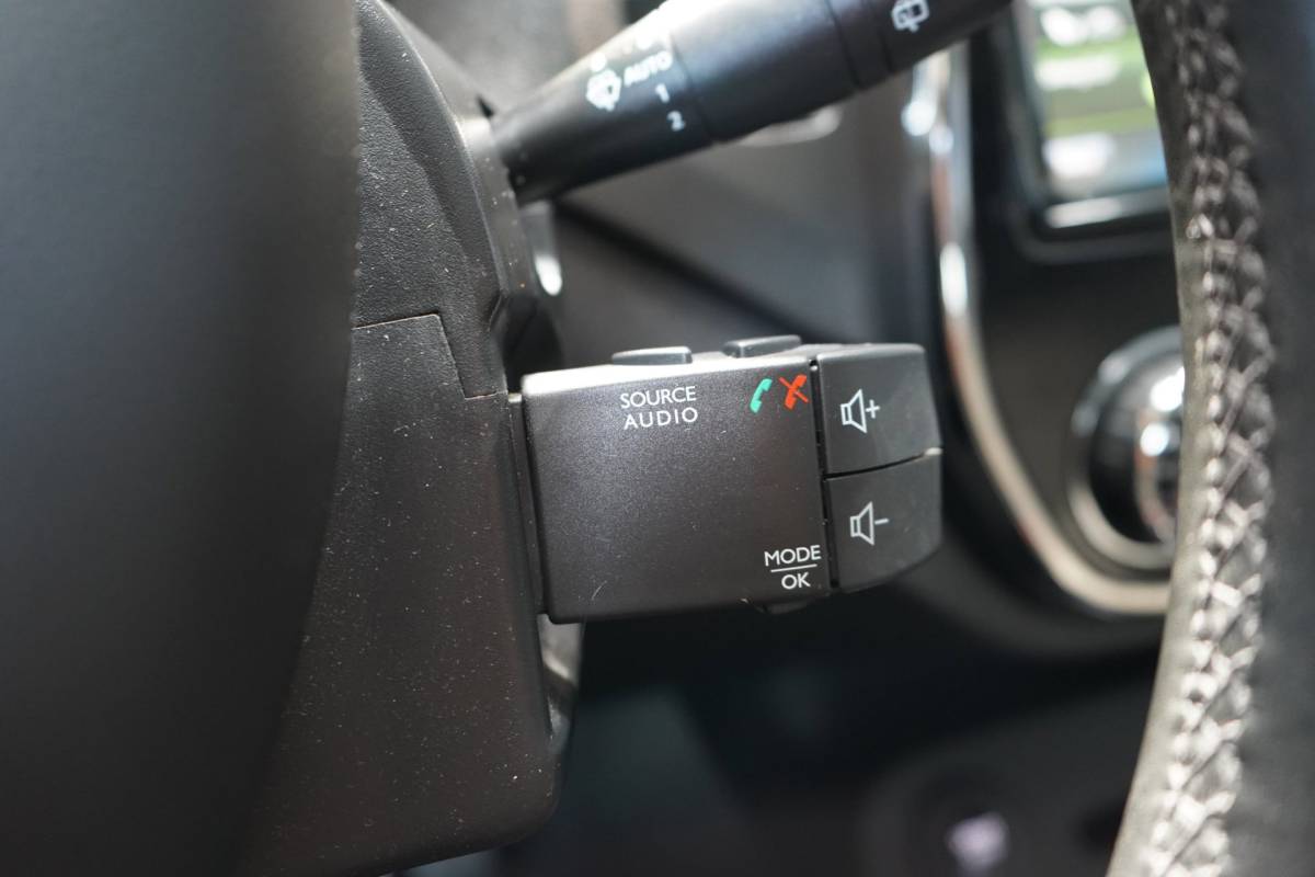 Renault Captur Renault Captur 1.2 TCe Dynamique | ACHTERUITRIJC. | TREKHAAK | CRUISE | AIRCO | PDC | NAVI | START/STOP | NAP | APK