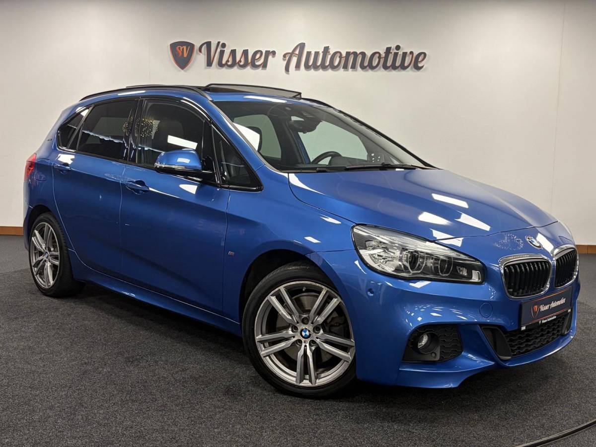 BMW 2 Serie BMW 2-serie Active Tourer 225XE Active Tourer*Plug-In Hybride*M-Sport*Head-Up*Pano*Leer*Winterpakket*Camera*