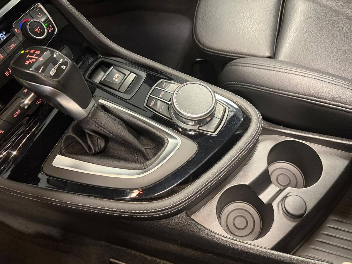 BMW 2 Serie BMW 2-serie Active Tourer 225XE Active Tourer*Plug-In Hybride*M-Sport*Head-Up*Pano*Leer*Winterpakket*Camera*