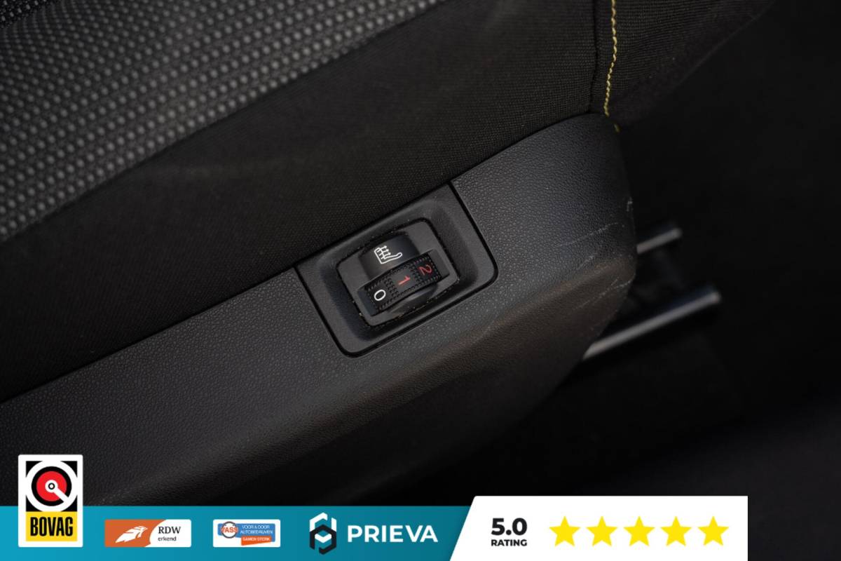 Citroën C3 Citroën C3 1.2 PureTech Shine | Apple CarPlay/Android Auto | stoelverwarming | Dealer onderhouden