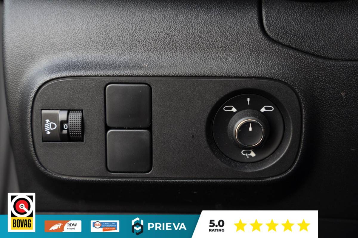 Citroën C3 Citroën C3 1.2 PureTech Shine | Apple CarPlay/Android Auto | stoelverwarming | Dealer onderhouden