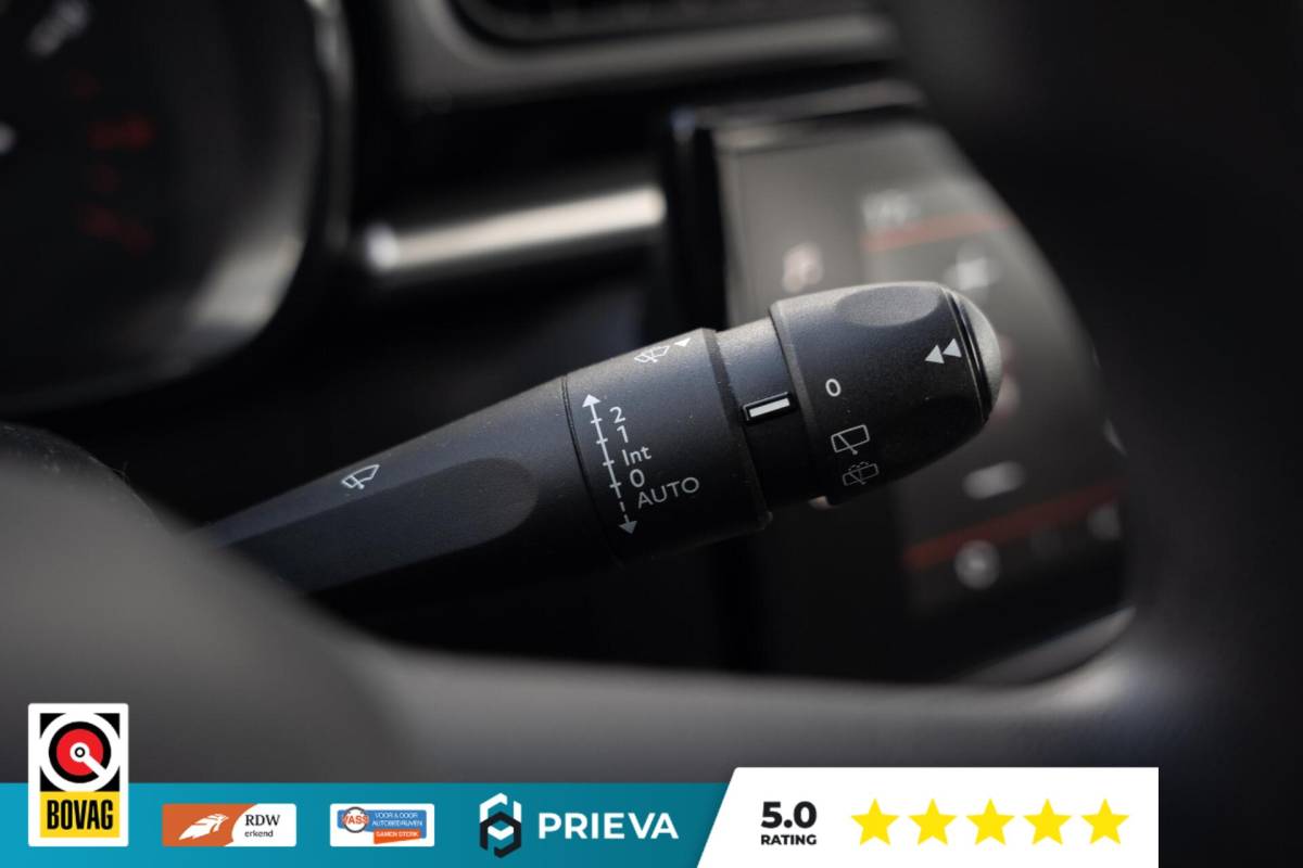Citroën C3 Citroën C3 1.2 PureTech Shine | Apple CarPlay/Android Auto | stoelverwarming | Dealer onderhouden
