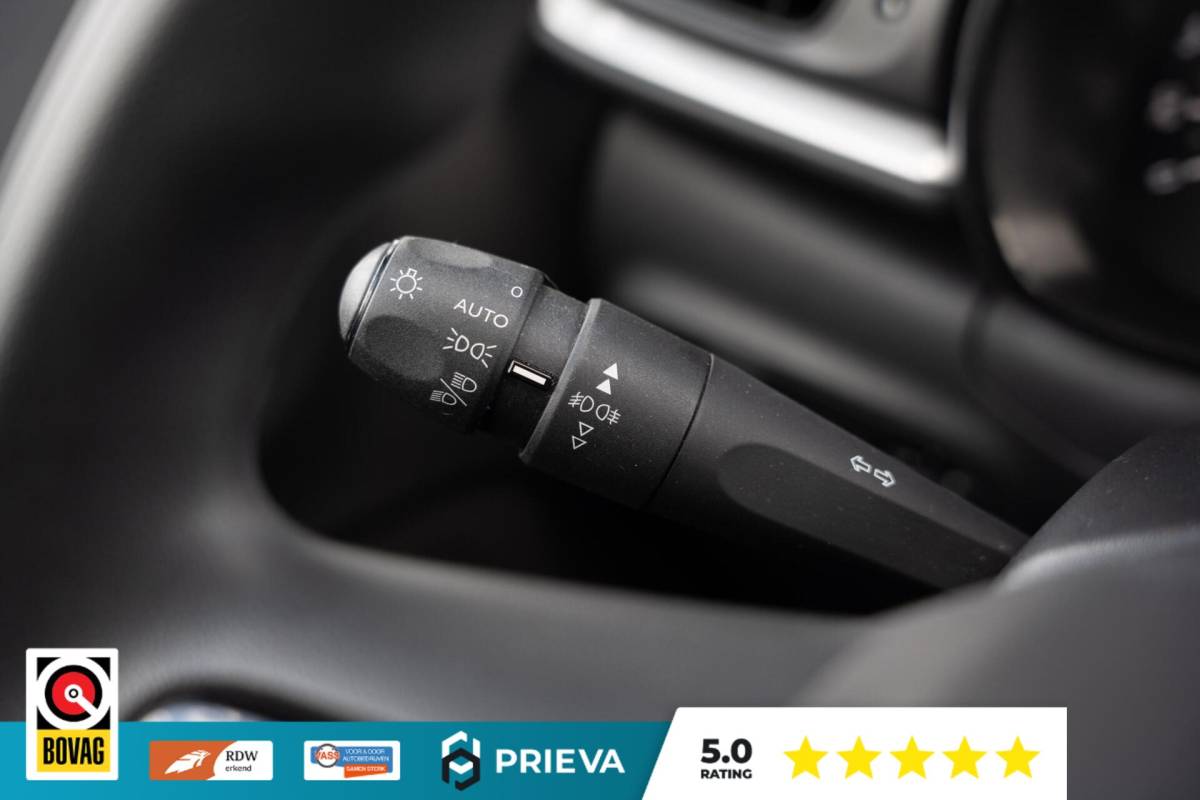 Citroën C3 Citroën C3 1.2 PureTech Shine | Apple CarPlay/Android Auto | stoelverwarming | Dealer onderhouden