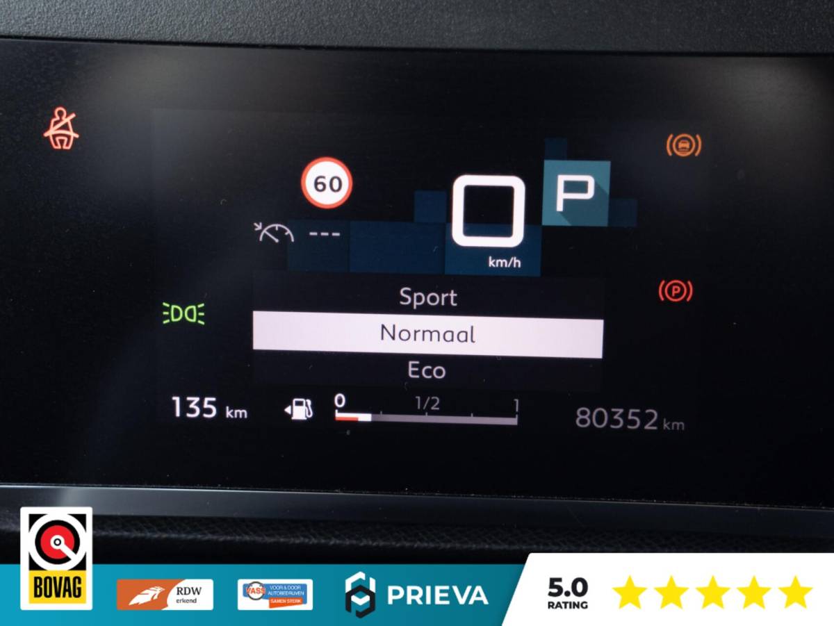Citroën C4 Citroën C4 PureTech Feel | Navigatie | CarPlay | Cruise