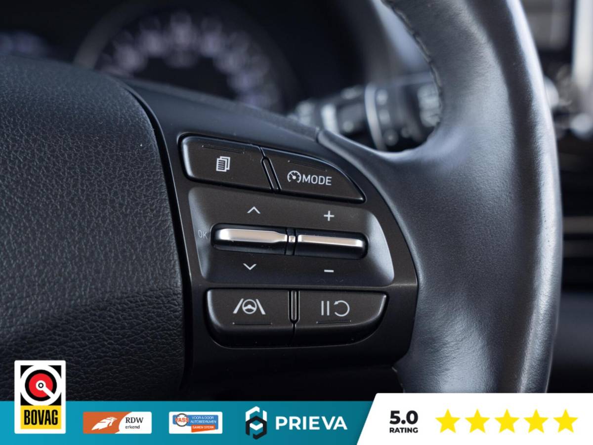 Hyundai i30 Hyundai i30 CW 1.0 T-GDI Essential 120PK | Dealer| Stoel- & Stuurverwarming | Camera | CarPlay