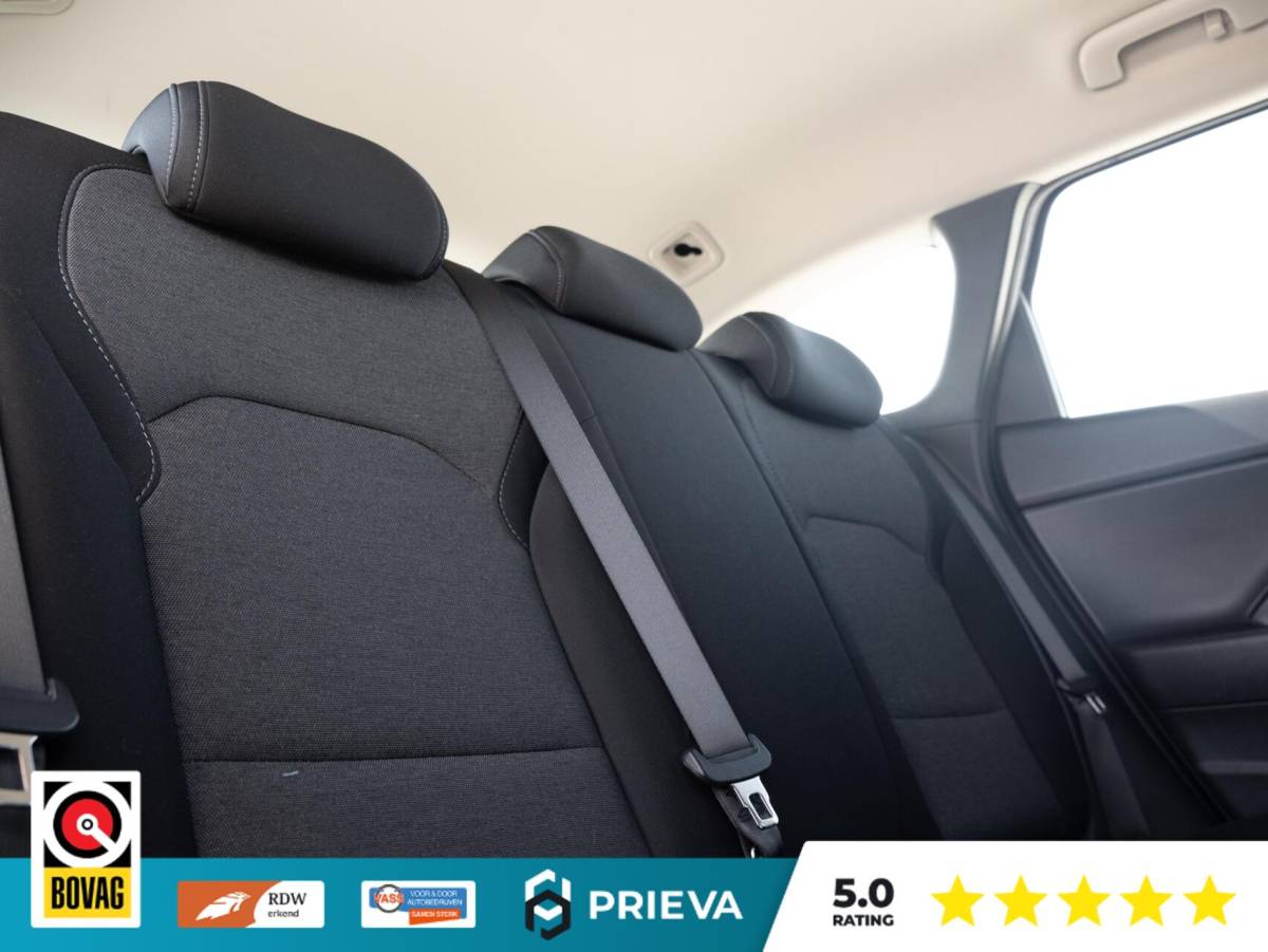 Hyundai i30 Hyundai i30 CW 1.0 T-GDI Essential 120PK | Dealer| Stoel- & Stuurverwarming | Camera | CarPlay