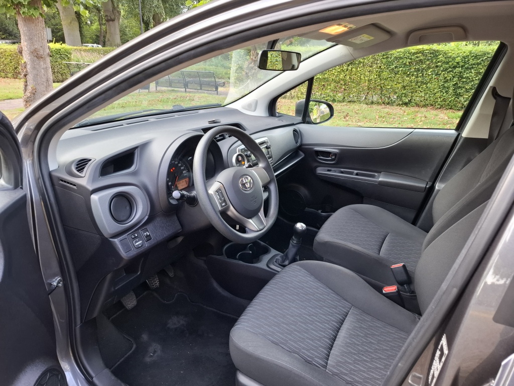 Toyota Yaris Toyota Yaris 1.0 VVT-i Now