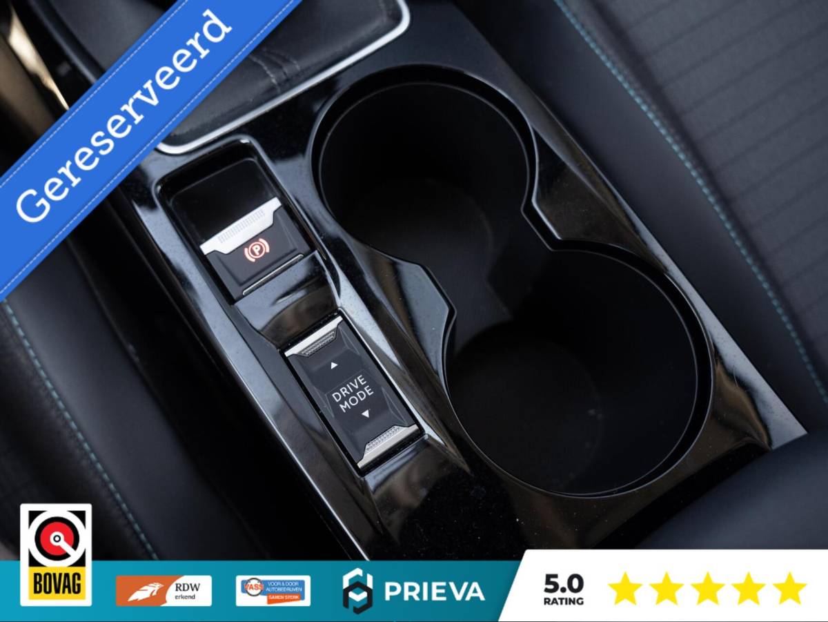 Peugeot 2008 Peugeot 2008 1.2 PureTech 130PK | Dealer | ACC | Camera | leder | Stoelverwarming | CarPlay