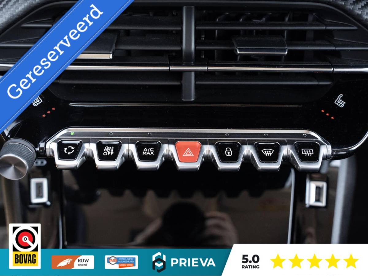 Peugeot 2008 Peugeot 2008 1.2 PureTech 130PK | Dealer | ACC | Camera | leder | Stoelverwarming | CarPlay