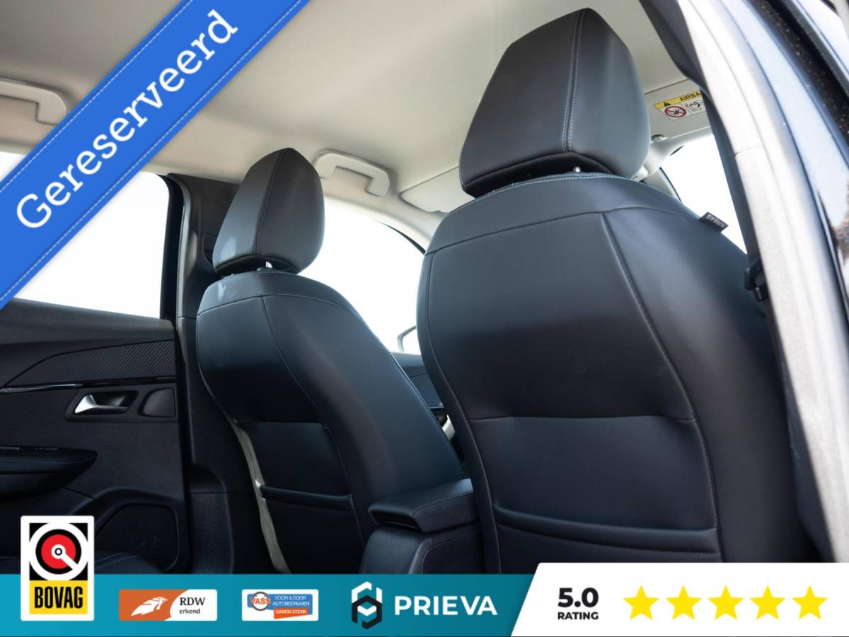 Peugeot 2008 Peugeot 2008 1.2 PureTech 130PK | Dealer | ACC | Camera | leder | Stoelverwarming | CarPlay