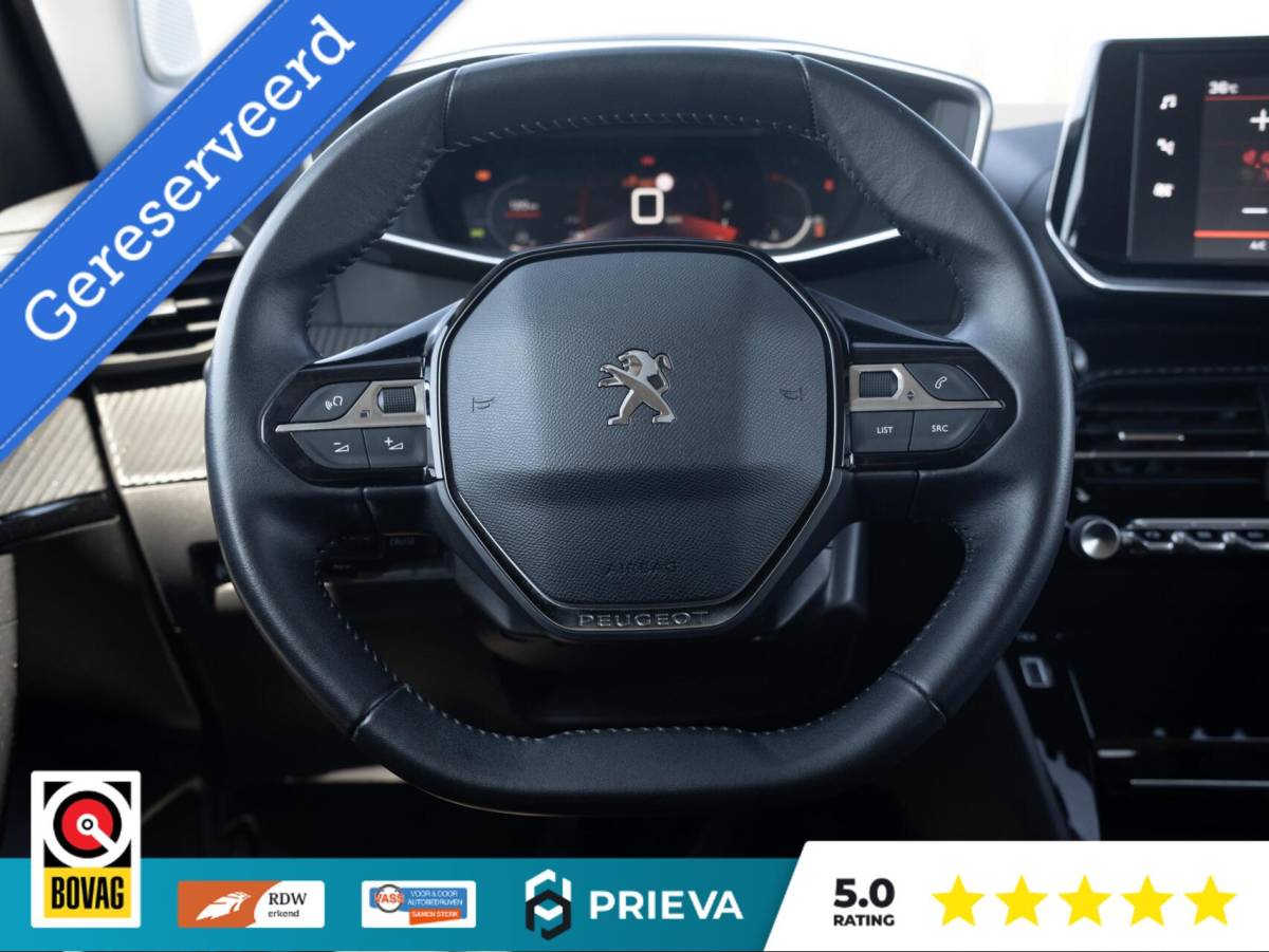 Peugeot 2008 Peugeot 2008 1.2 PureTech 130PK | Dealer | ACC | Camera | leder | Stoelverwarming | CarPlay