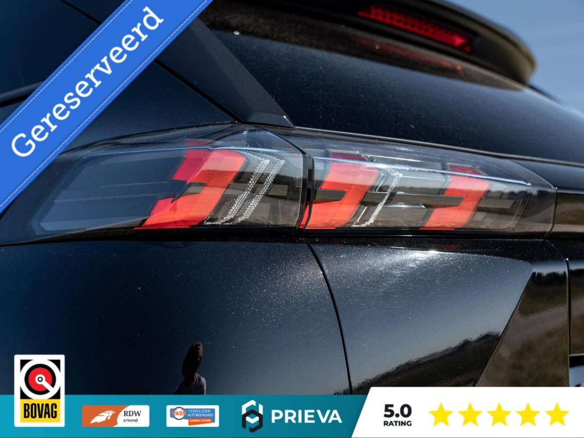 Peugeot 2008 Peugeot 2008 1.2 PureTech 130PK | Dealer | ACC | Camera | leder | Stoelverwarming | CarPlay