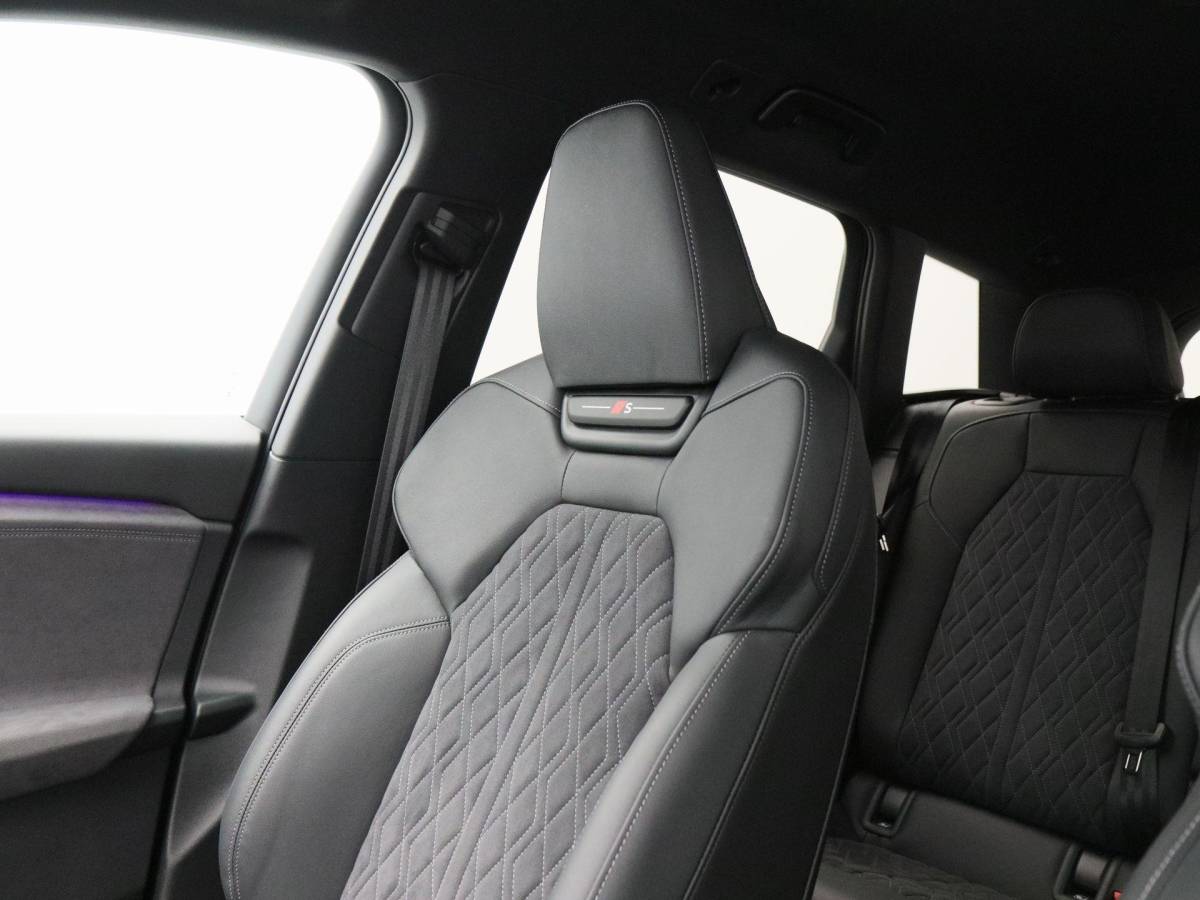 Audi Q6 e-tron Audi Q6 e-tron Advanced edition performance 100 kWh S-Line | 21 Inch | Luchtvering | B&O Audio | 360° Camera | AR Head-Up | 6.474 Km!!