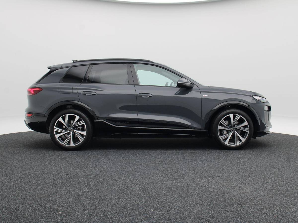 Audi Q6 e-tron Audi Q6 e-tron Advanced edition performance 100 kWh S-Line | 21 Inch | Luchtvering | B&O Audio | 360° Camera | AR Head-Up | 6.474 Km!!