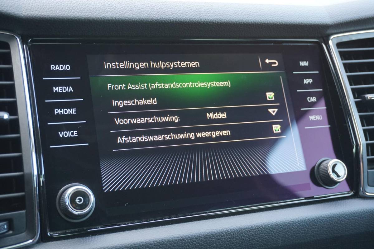 Škoda Kodiaq Skoda Kodiaq 1.5 TSI Style 7p. + CAMERA / APPLE CARPLAY / KEYLESS / TREKHAAK / ACC