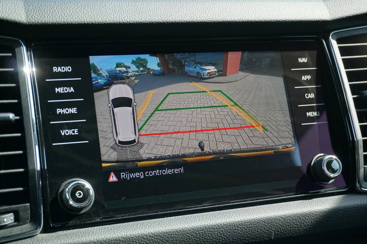 Škoda Kodiaq Skoda Kodiaq 1.5 TSI Style 7p. + CAMERA / APPLE CARPLAY / KEYLESS / TREKHAAK / ACC