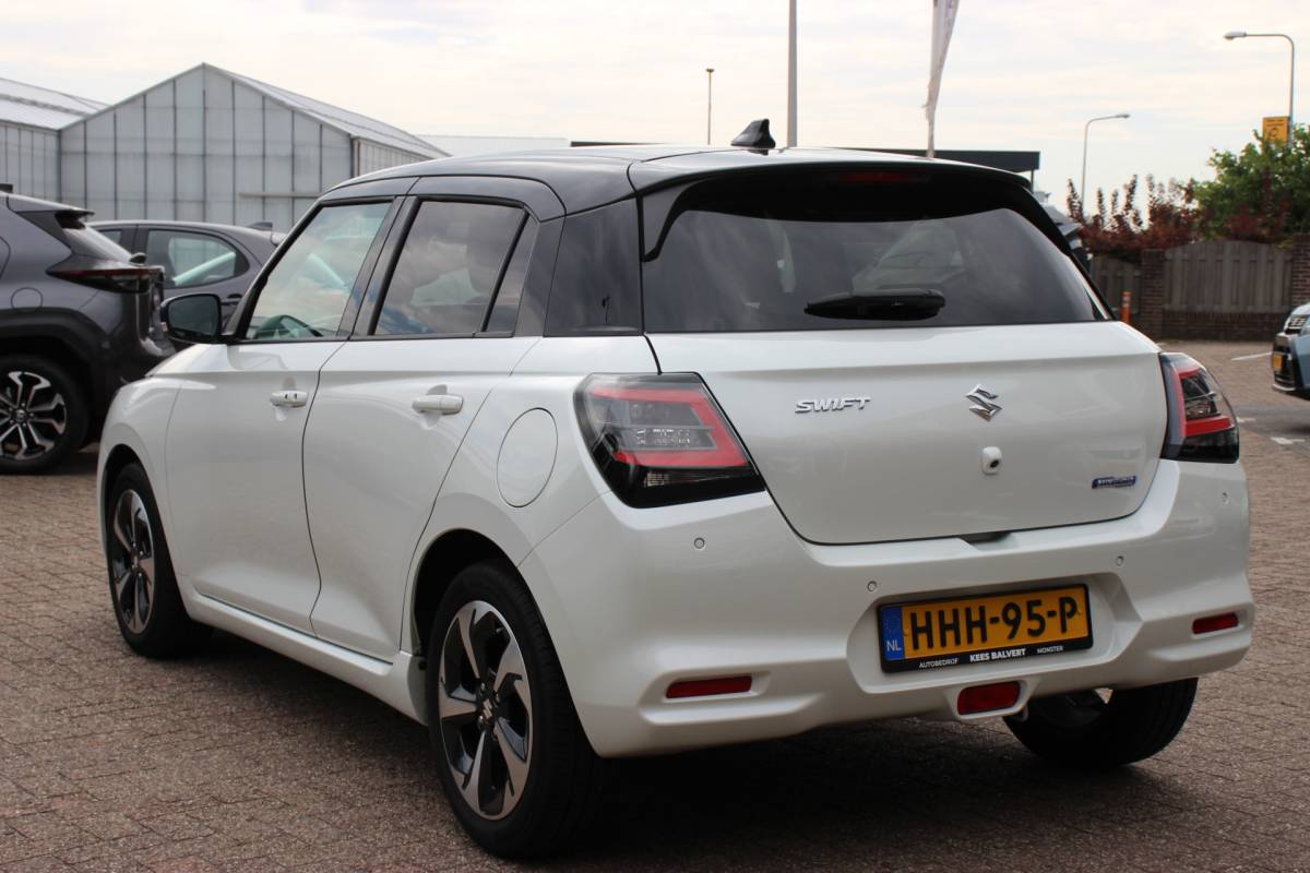 Suzuki Swift Suzuki Swift 1.2 Style Hybrid Automaat | Clima | Inklapbare spiegels | 10 jaar Garantie |