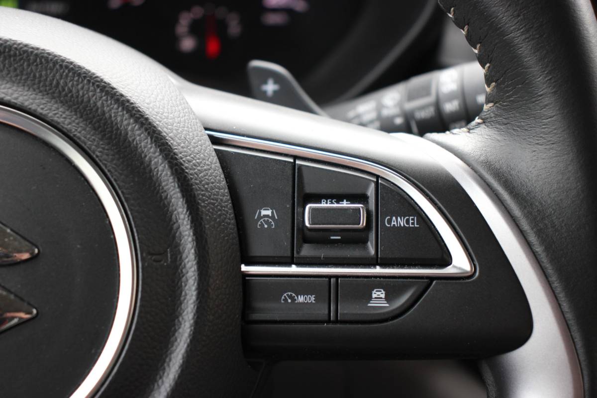 Suzuki Swift Suzuki Swift 1.2 Style Hybrid Automaat | Clima | Inklapbare spiegels | 10 jaar Garantie |