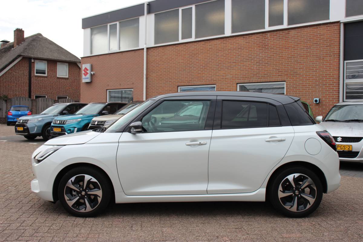 Suzuki Swift Suzuki Swift 1.2 Style Hybrid Automaat | Clima | Inklapbare spiegels | 10 jaar Garantie |