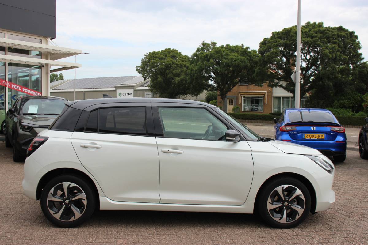 Suzuki Swift Suzuki Swift 1.2 Style Hybrid Automaat | Clima | Inklapbare spiegels | 10 jaar Garantie |