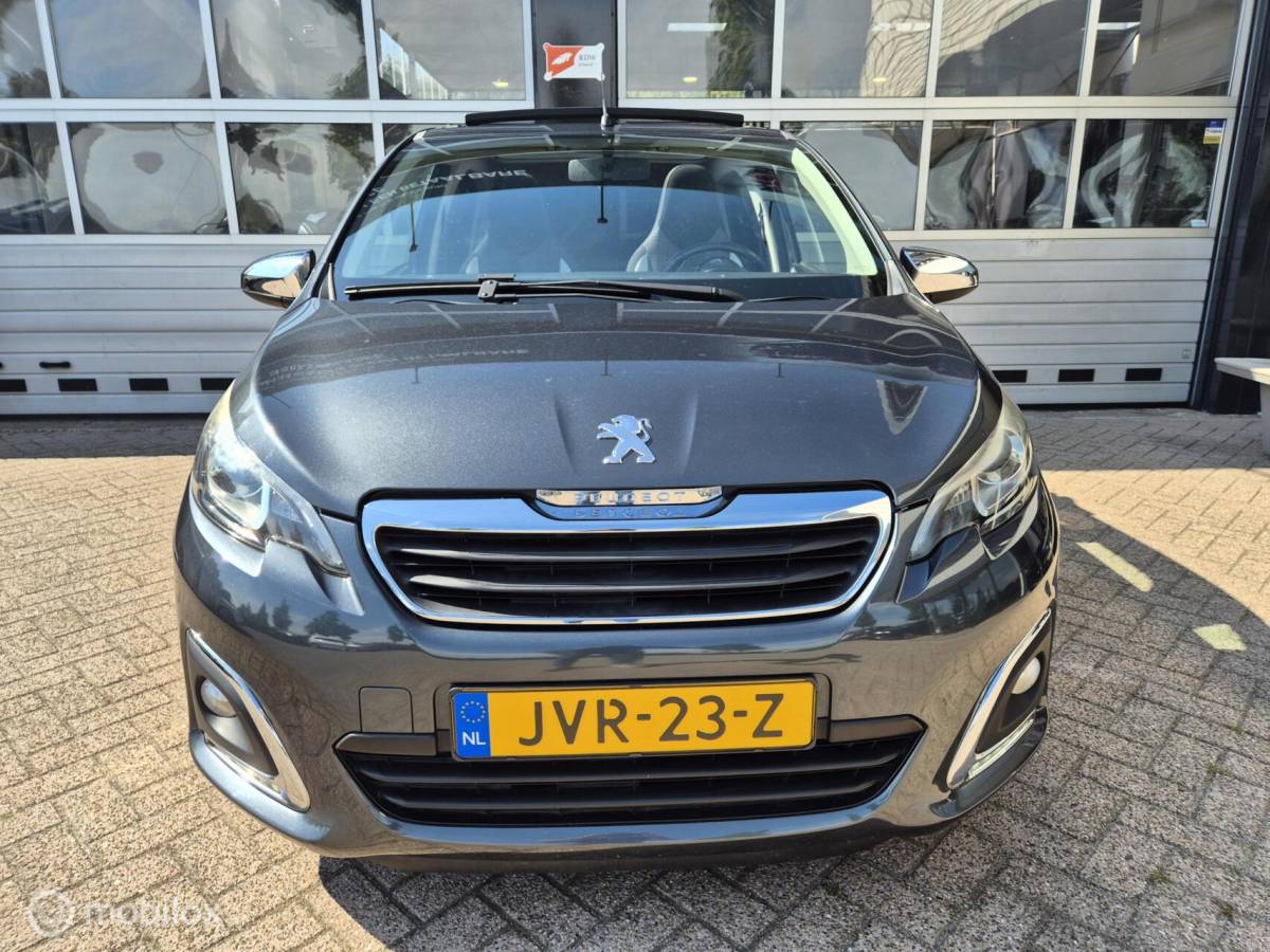Peugeot 108 Peugeot 108  OPEN DAK! D-RIEM V.V AIRCO CAMERA LED