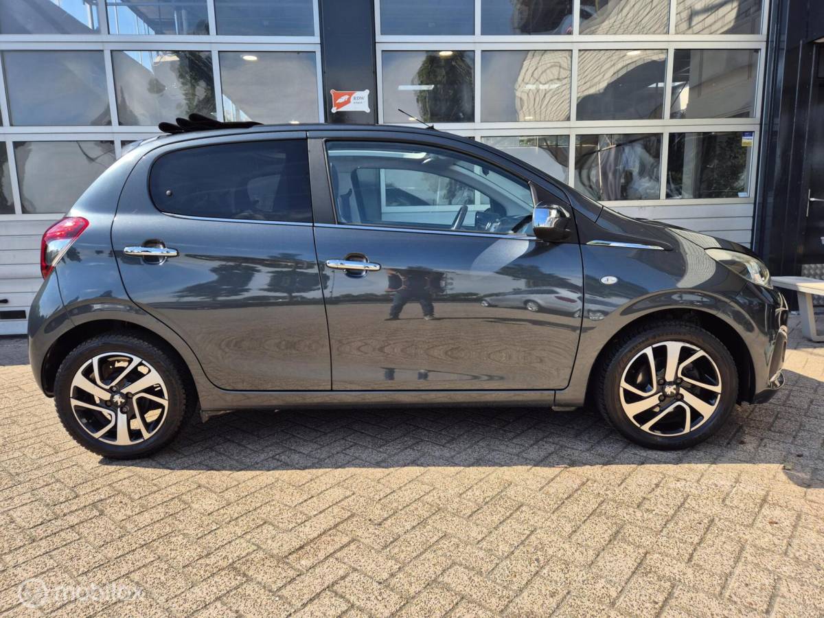 Peugeot 108 Peugeot 108  OPEN DAK! D-RIEM V.V AIRCO CAMERA LED
