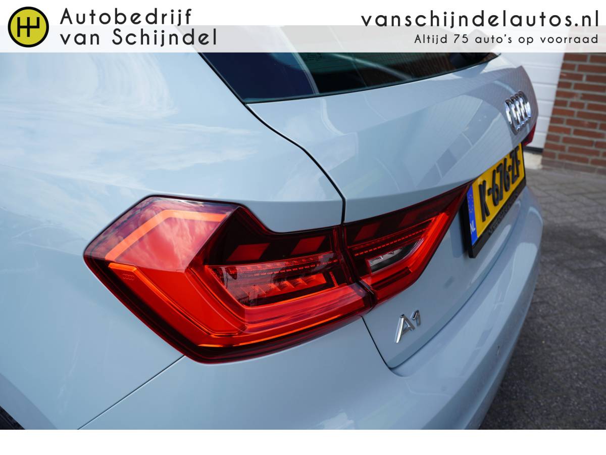 Audi A1 Sportback Audi A1 Sportback 25 TFSI EPIC ORIGINEEL NEDERLANDS ANDROID/APPLECARPLAY(NAVI) ECC AIRCO CRUISECONTROL RIJSTROOKSENSOR 17INCH BLUETOOTH PARKEERSENSOREN ENZ…