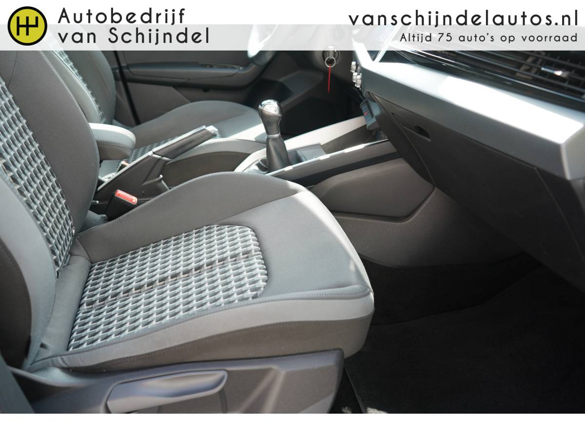 Audi A1 Sportback Audi A1 Sportback 25 TFSI EPIC ORIGINEEL NEDERLANDS ANDROID/APPLECARPLAY(NAVI) ECC AIRCO CRUISECONTROL RIJSTROOKSENSOR 17INCH BLUETOOTH PARKEERSENSOREN ENZ…